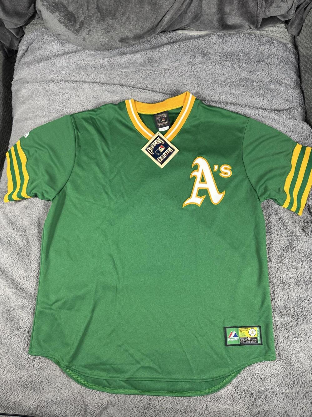 Oakland Athletics Baseball Jersey Mens XL Green MLB Majestic Cooperstown A's